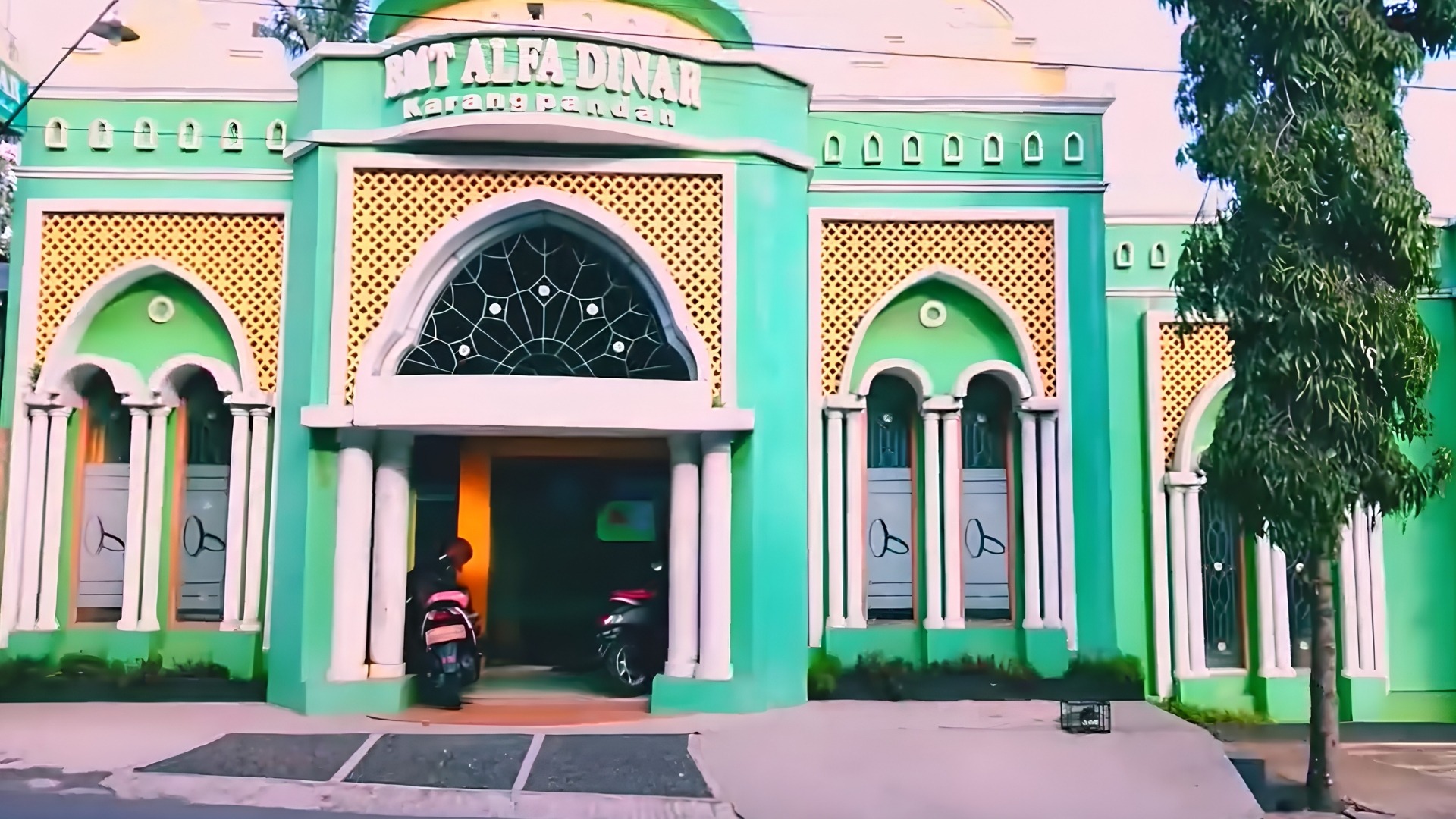 Gedung Kantor di Karanganyar
